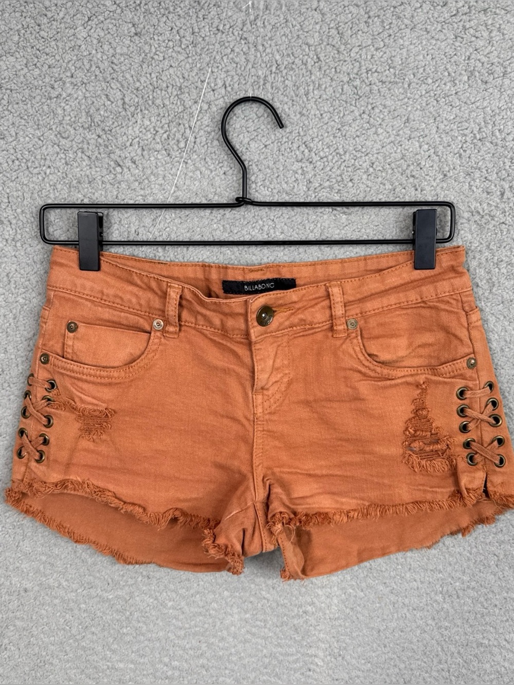 Billabong LITE HEARTED Burnt Orange Junior's Sz 25 Shorts Preowned